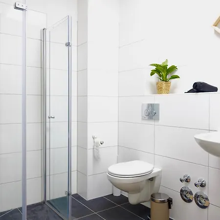 Exklusives Wohnen Am Schloss Im Herzen Von Mit 1 Sz Fuer Bis Zu 4 Gaeste * Koblenc